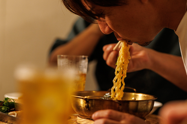 食事シーン